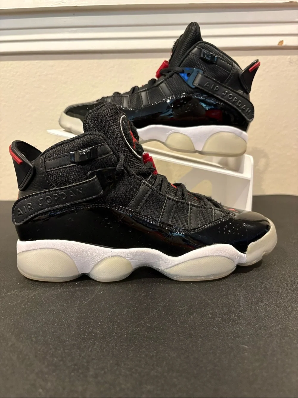 Nike Boys Air Jordan 6 Rings 323419-064 Black Basketball Shoes Sneakers Sz 4.5 Y - Picture 1 of 9